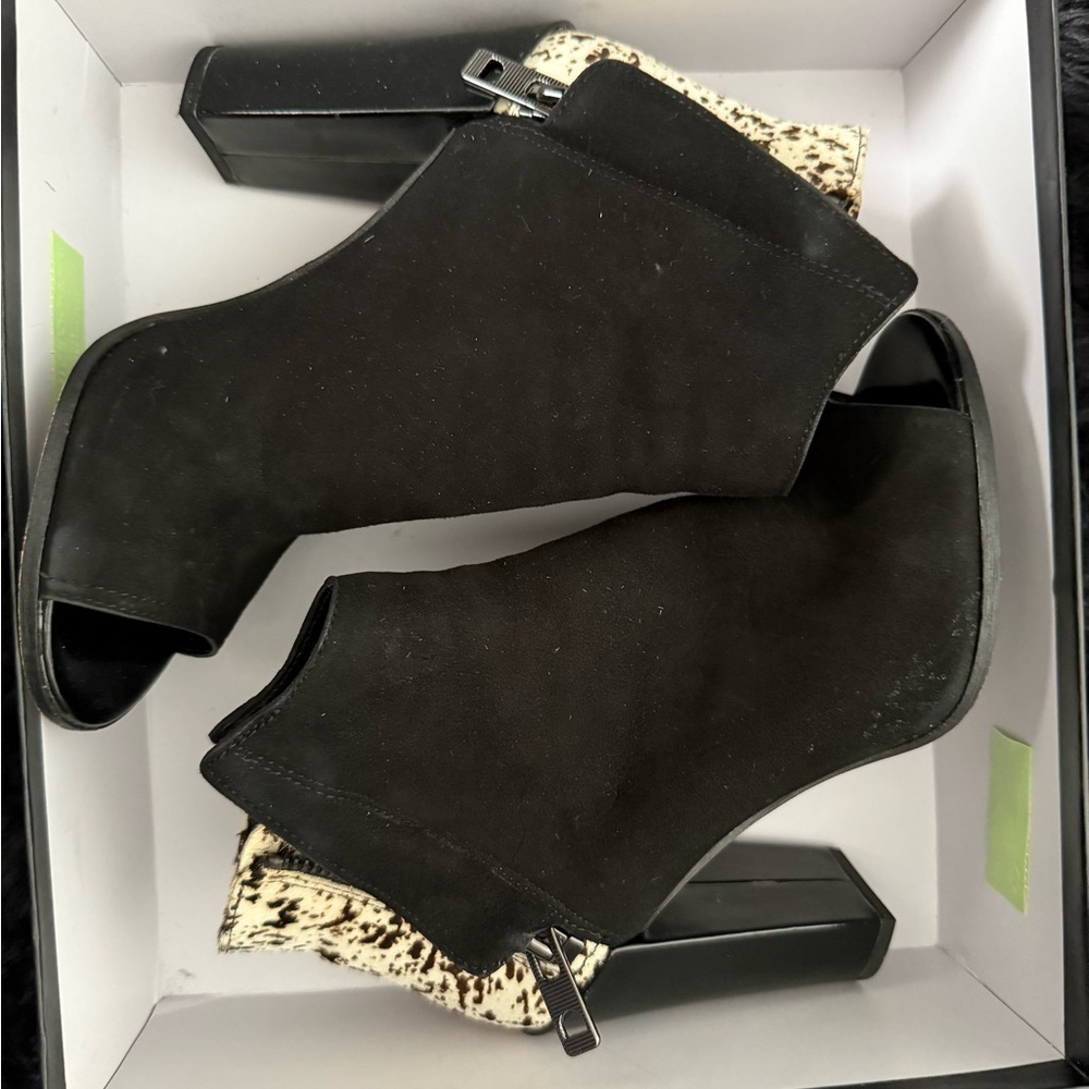 Stylish Black and Cream Women's Ankle Boots